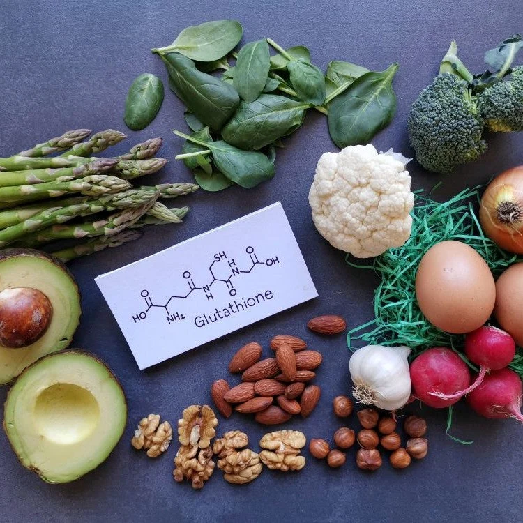 Glutathione-rich foods including avocado, spinach, broccoli and asparagus